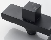 Смеситель для ванны с душем Shevanik S9602H черный