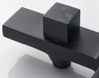 Смеситель для ванны с душем Shevanik S9602H черный