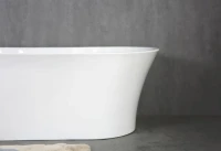 Акриловая ванна BelBagno BB201-1500-800 без опоры 150x80 см, отдельностоящая, белая, овальная, со сливом-переливом