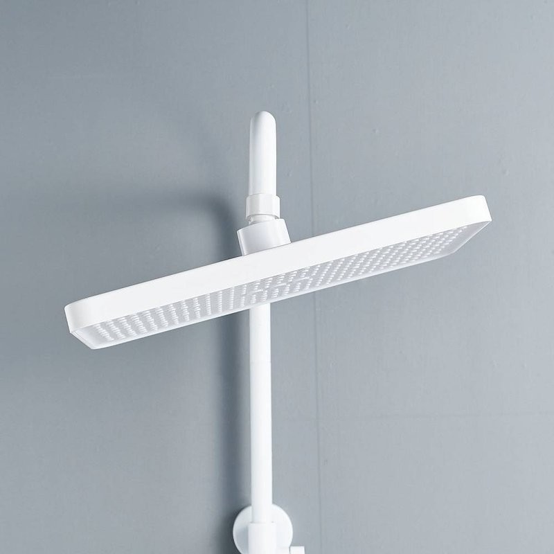 Душевая стойка Shevanik S6136C белый