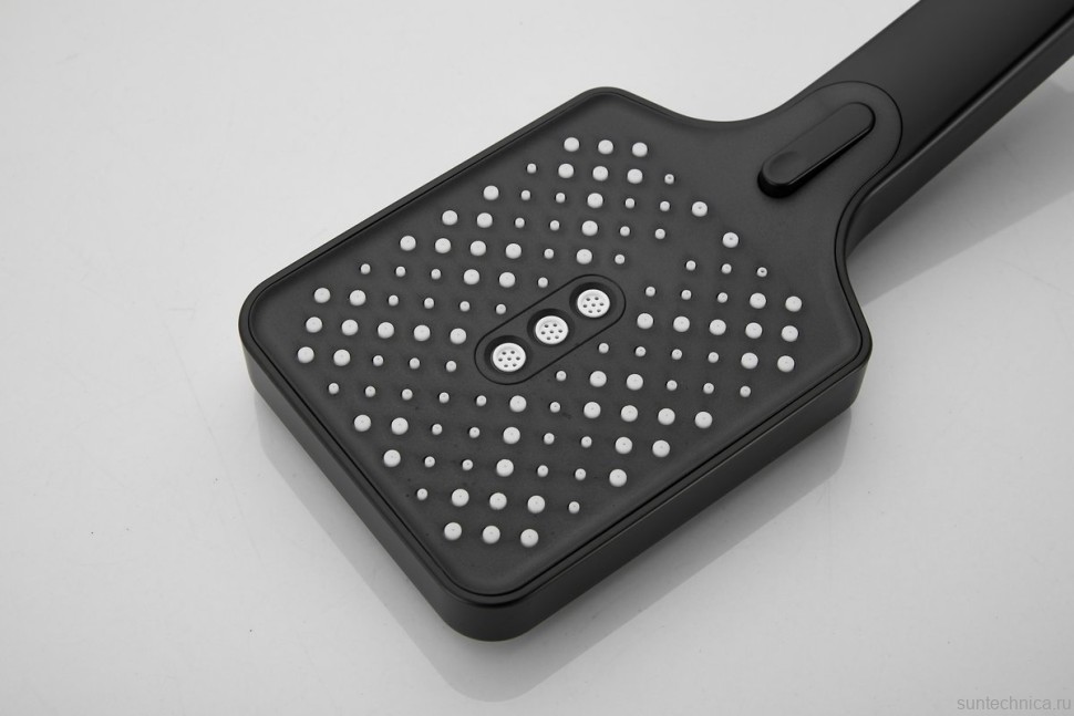 Смеситель на борт ванны BELZ B715 B66715-7 черный