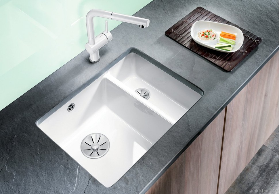 Комплект Мойка Blanco Subline 350/150-U глянцевая белая, с отводной арматурой InFino + Измельчитель Franke