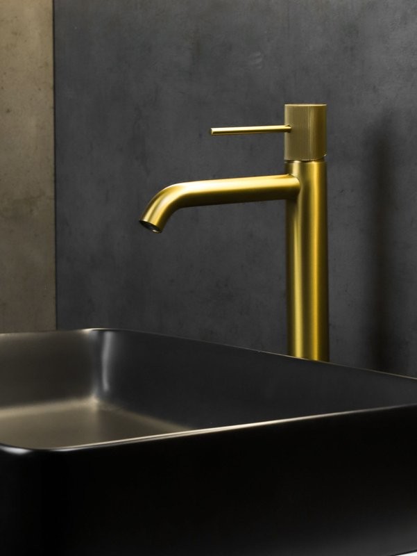 Смеситель для раковины AltroBagno Bilancia AltroBagnoBilancia010227BG матовое золото