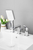 Смеситель на борт ванны BELZ B715 B66715 хром