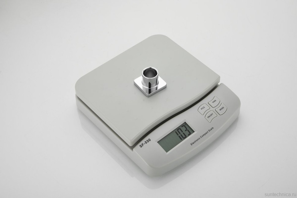 Смеситель на борт ванны BELZ B715 B66715 хром