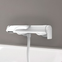 Смеситель для ванны с душем Hansgrohe Vivenis 75420700 матовый белый
