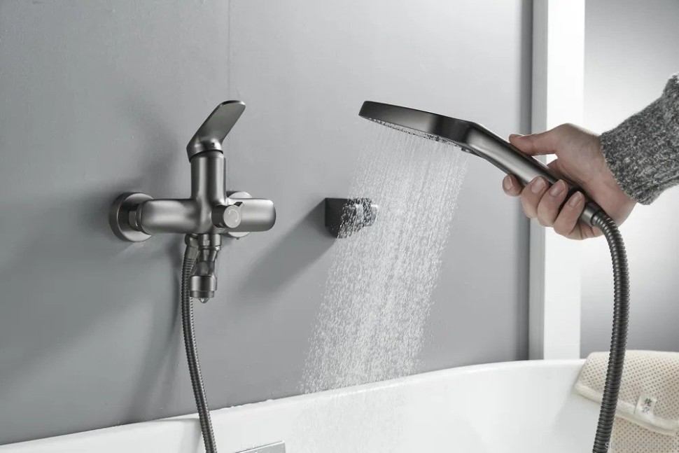 Смеситель с длинным изливом для ванны Shevanik S8522T оружейная сталь