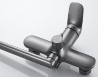 Смеситель с длинным изливом для ванны Shevanik S8522T оружейная сталь Смеситель с длинным изливом для ванны Shevanik S8522T оружейная сталь