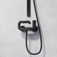 Смеситель для ванны с душем IDDIS Twist TWIBLBTi02WA черный матовый