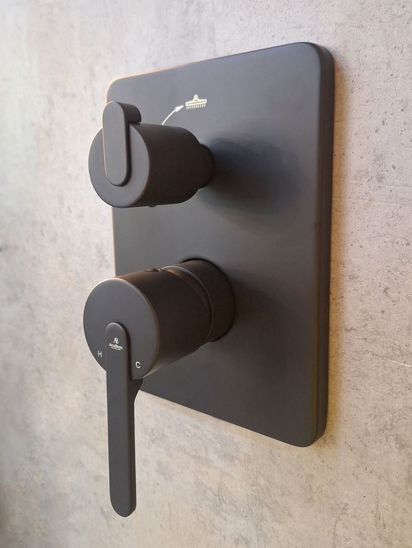 Душевой комплект AltroBagno Unione AltroBagnoUnione040107MB С ВНУТРЕННЕЙ ЧАСТЬЮ, матовый черный