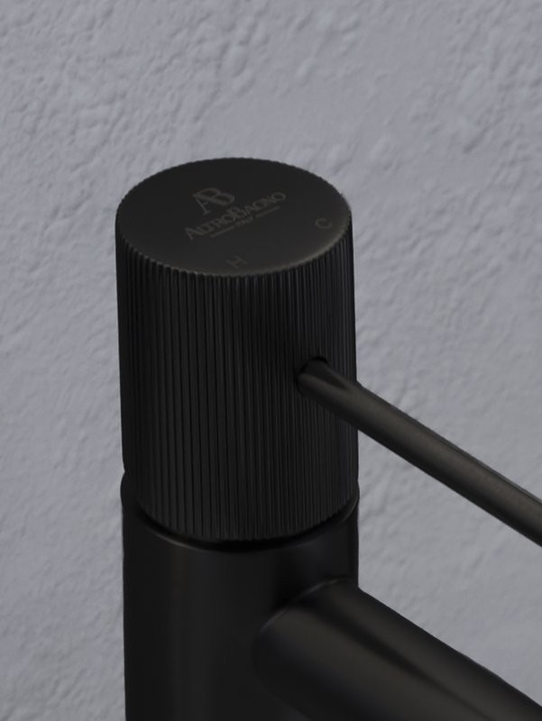 Смеситель для раковины AltroBagno Bilancia AltroBagnoBilancia010228MB черный матовый