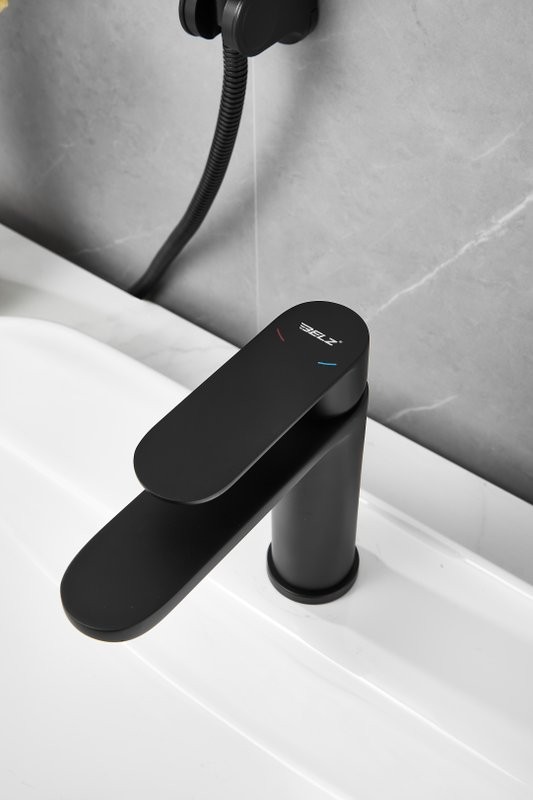 Комплект для раковины BELZ B713 B12713-7 с гигиеническим душем, матовый черный