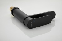 Комплект для раковины BELZ B713 B12713-7 с гигиеническим душем, матовый черный