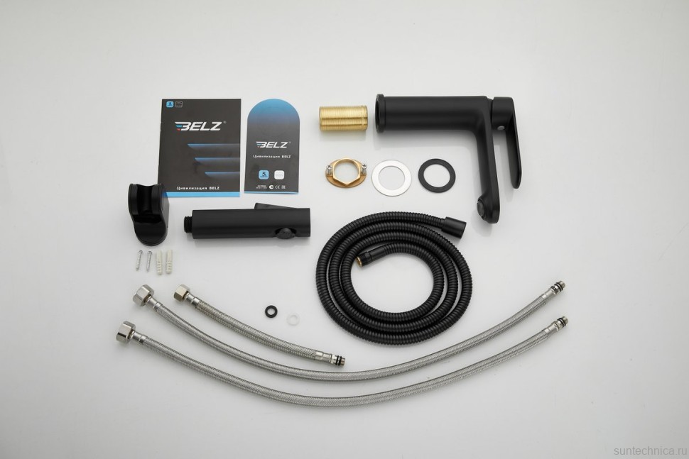 Комплект для раковины BELZ B713 B12713-7 с гигиеническим душем, матовый черный