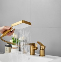 Смеситель на борт ванны BELZ B715 B66715-5 золото Смеситель на борт ванны BELZ B715 B66715-5 золото