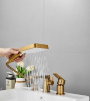 Смеситель на борт ванны BELZ B715 B66715-5 золото Смеситель на борт ванны BELZ B715 B66715-5 золото