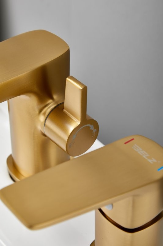 Смеситель на борт ванны BELZ B715 B66715-5 золото