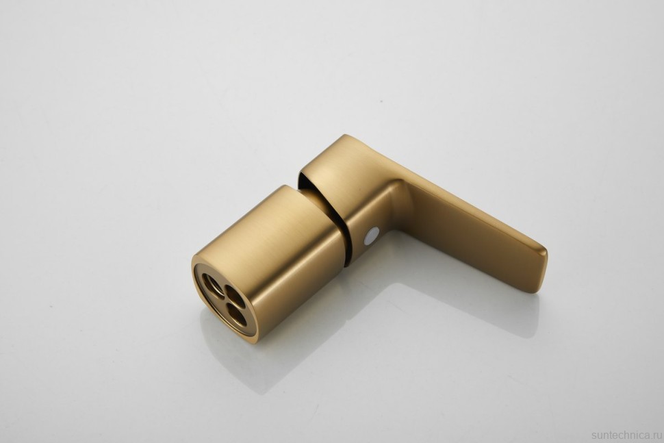 Смеситель на борт ванны BELZ B715 B66715-5 золото