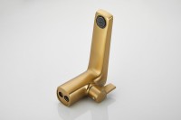 Смеситель на борт ванны BELZ B715 B66715-5 золото Смеситель на борт ванны BELZ B715 B66715-5 золото