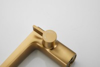 Смеситель на борт ванны BELZ B715 B66715-5 золото Смеситель на борт ванны BELZ B715 B66715-5 золото