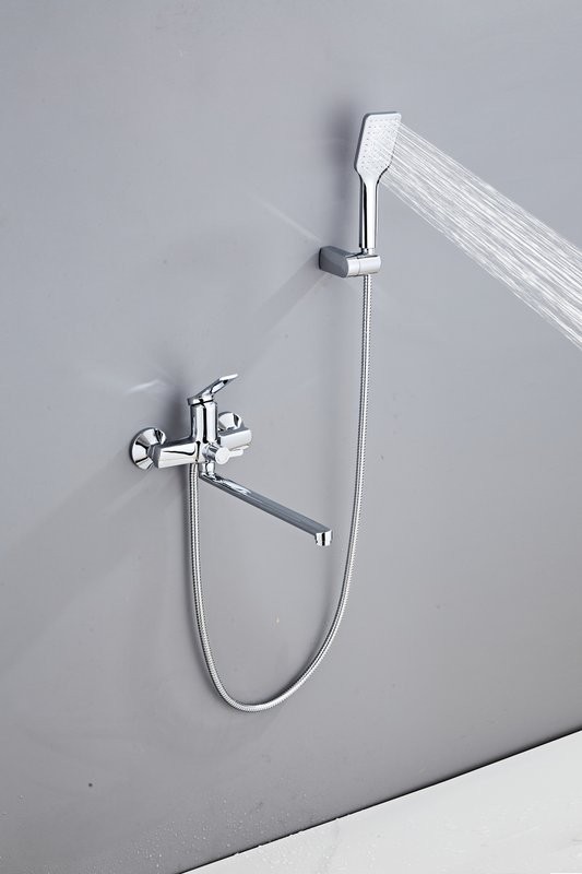 Смеситель с длинным изливом для ванны Haiba HB22572