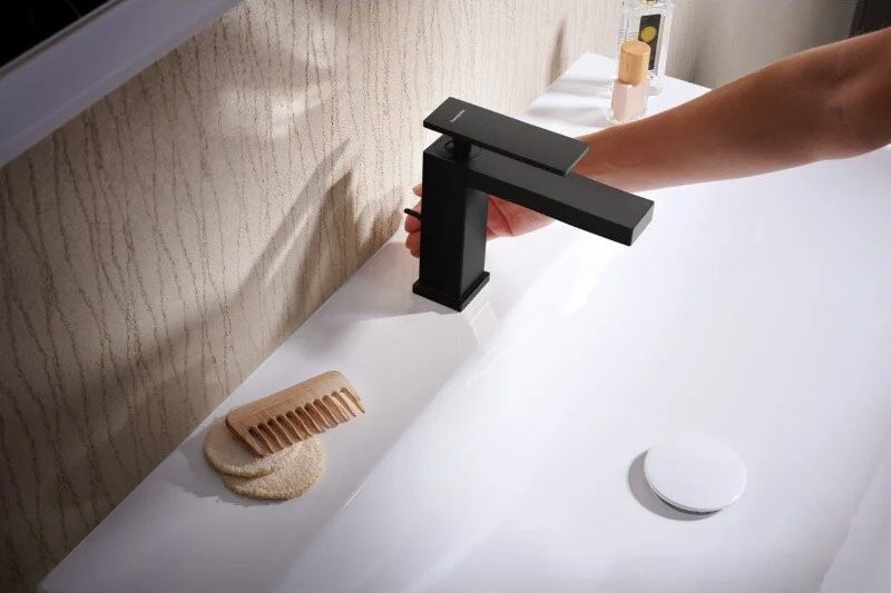 Смеситель для раковины Hansgrohe Tecturis E 110 73010670 матовый черный