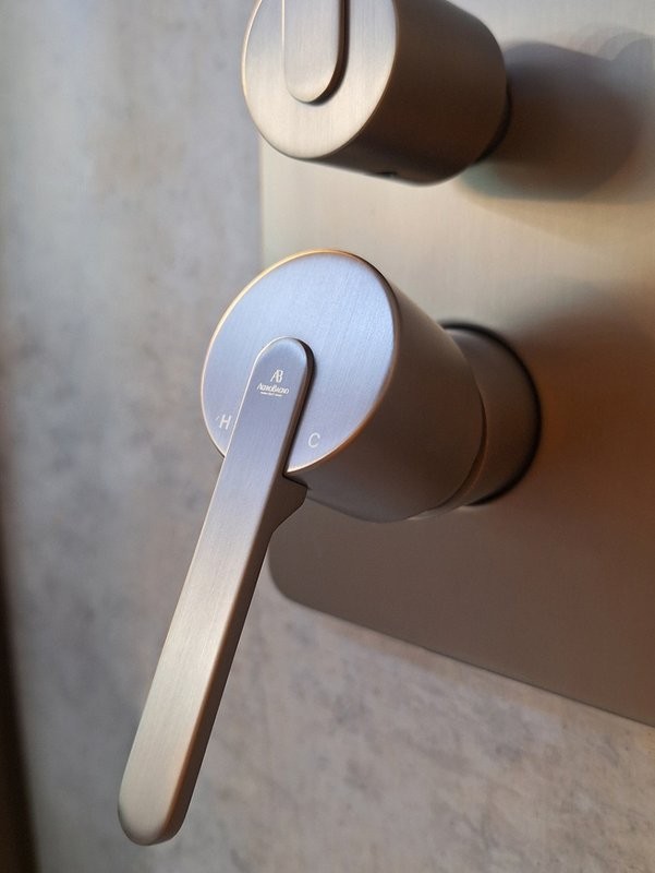 Душевой комплект AltroBagno Unione AltroBagnoUnione040108GM С ВНУТРЕННЕЙ ЧАСТЬЮ, оружейная сталь