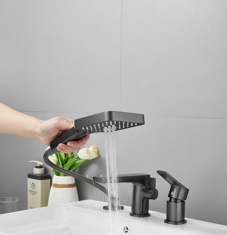 Смеситель на борт ванны BELZ B715 B66715-3 оружейная сталь