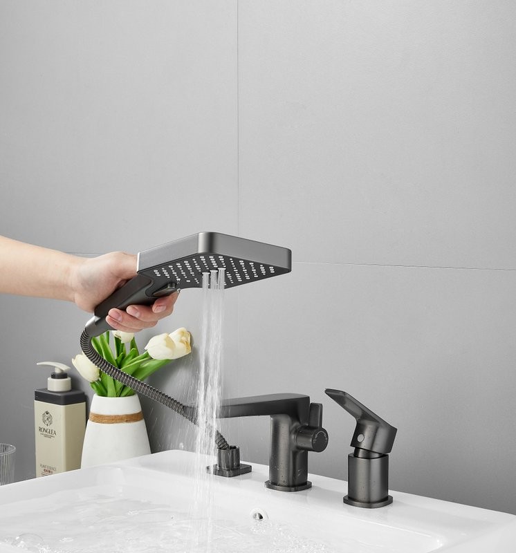 Смеситель на борт ванны BELZ B715 B66715-3 оружейная сталь