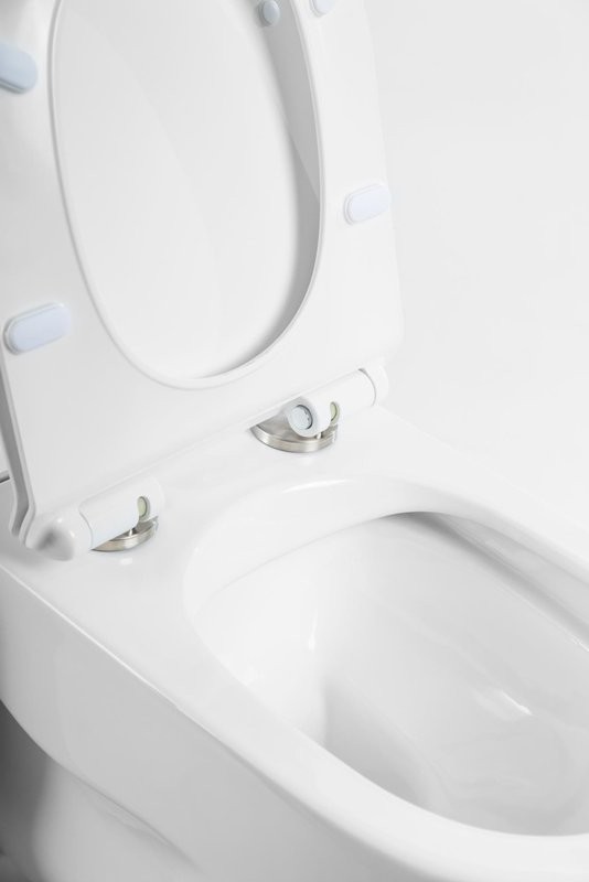 Унитаз подвесной BelBagno Onda BB066CHR безободковый, крышка BB2111SC с микролифтом