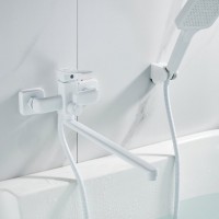 Смеситель с длинным изливом для ванны Shevanik S9922C белый Смеситель с длинным изливом для ванны Shevanik S9922C белый