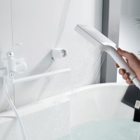 Смеситель с длинным изливом для ванны Shevanik S9922C белый Смеситель с длинным изливом для ванны Shevanik S9922C белый