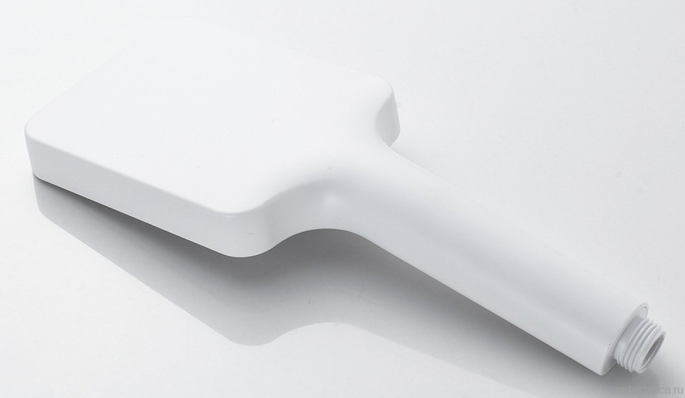 Смеситель с длинным изливом для ванны Shevanik S9922C белый