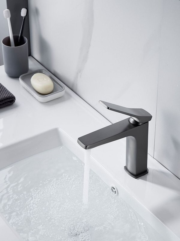 Смеситель для раковины Shevanik S4601T, оружейная сталь