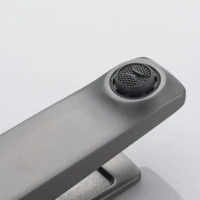 Смеситель для раковины Shevanik S4601T, оружейная сталь Смеситель для раковины Shevanik S4601T, оружейная сталь