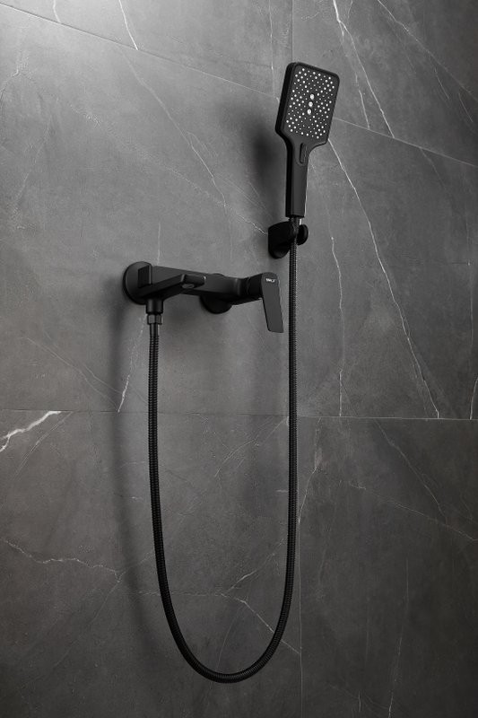 Смеситель для ванны с душем BELZ B715 B60715-7 черный