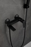 Смеситель для ванны с душем BELZ B715 B60715-7 черный