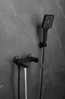 Смеситель для ванны с душем BELZ B715 B60715-7 черный