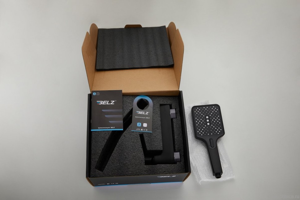 Смеситель для ванны с душем BELZ B715 B60715-7 черный