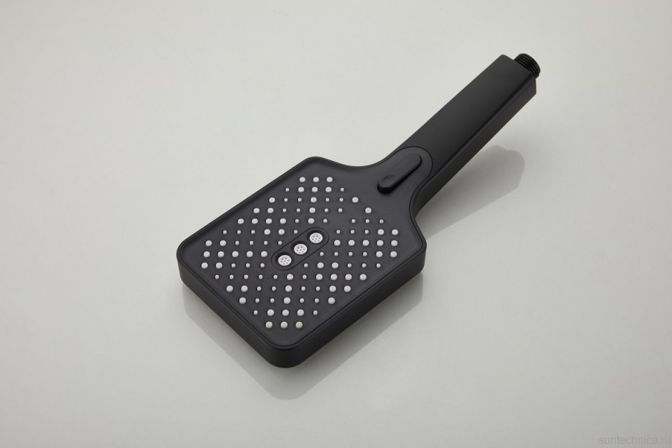 Смеситель для ванны с душем BELZ B715 B60715-7 черный