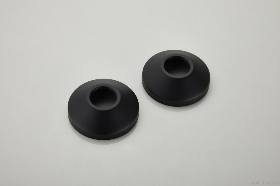 Смеситель для ванны с душем BELZ B715 B60715-7 черный