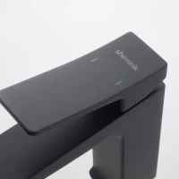 Смеситель для раковины Shevanik S4401H, черный Смеситель для раковины Shevanik S4401H, черный