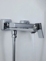 Смеситель для ванны с душем Frap H84 F3284 хром Смеситель для ванны с душем Frap H84 F3284 хром