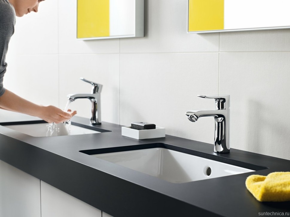 Смеситель для раковины Hansgrohe Metris 31285000 для раковины с гигиеническим душем