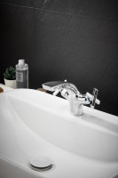 Смеситель для раковины BELZ B10832 хром Смеситель для раковины BELZ B10832 хром