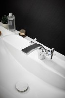 Смеситель для раковины BELZ B10832 хром Смеситель для раковины BELZ B10832 хром