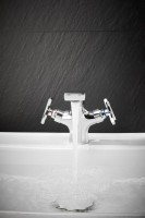 Смеситель для раковины BELZ B10832 хром Смеситель для раковины BELZ B10832 хром