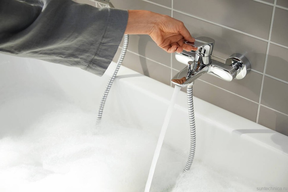 Смеситель для ванны с душем Hansgrohe Rebris E 72450000 хром