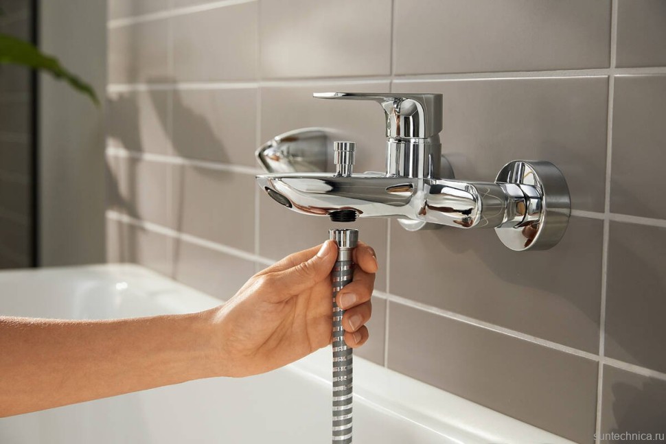 Смеситель для ванны с душем Hansgrohe Rebris E 72450000 хром