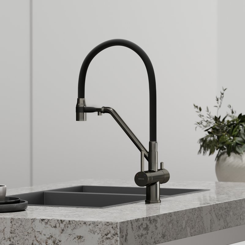 Смеситель для кухни Sancos Dora SC4003GG с гибким изливом, вороненая сталь
